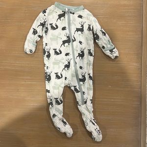 Kickee zippered footies